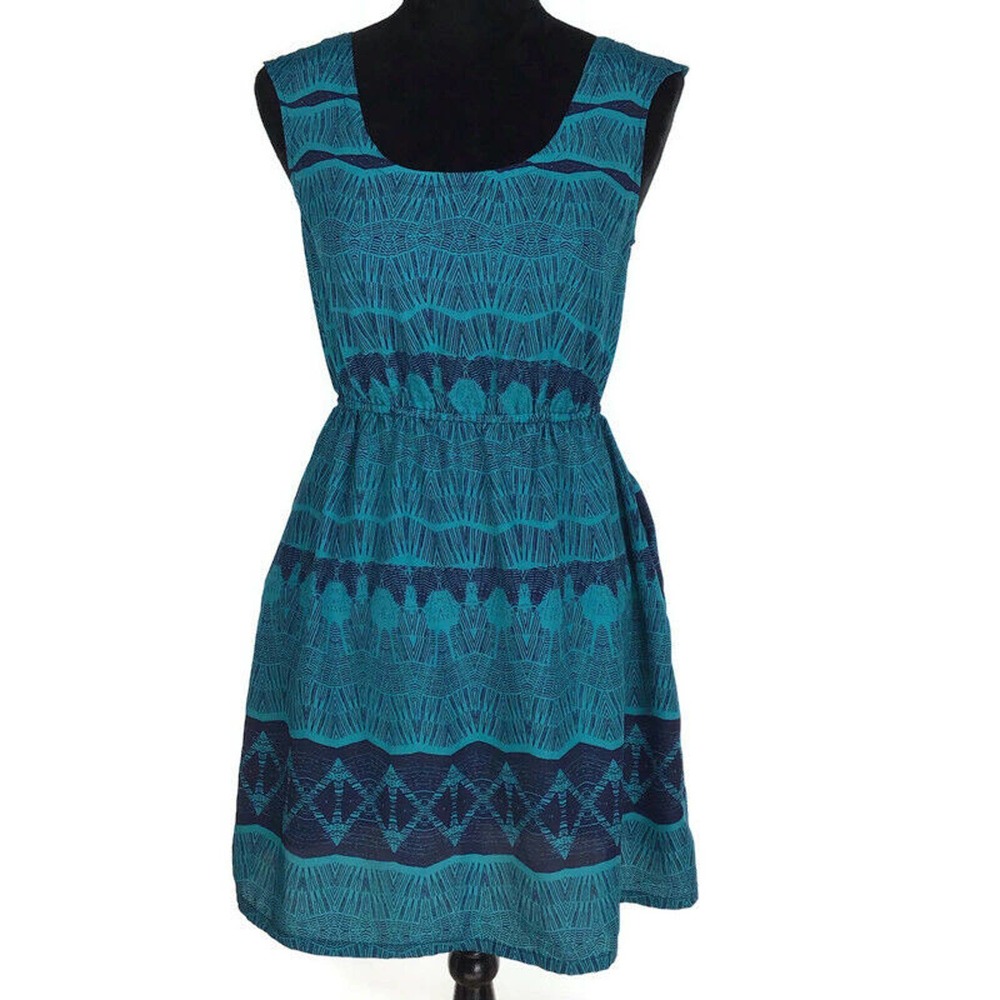 Xhilaration Sleeveless Elastic Waist Crisscross Back Dress Women's Size Small
